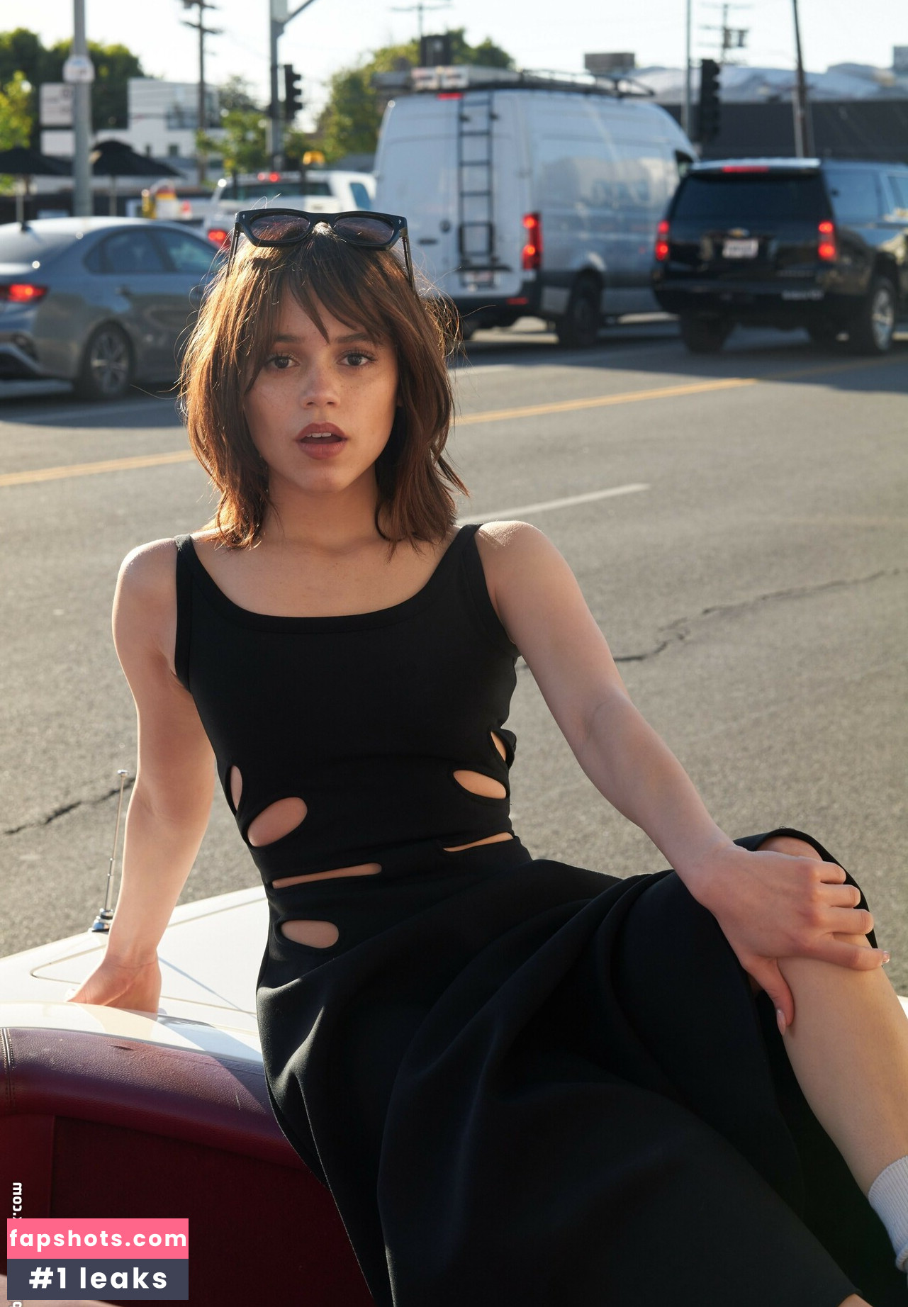 Jenna Ortega gallery photo #393