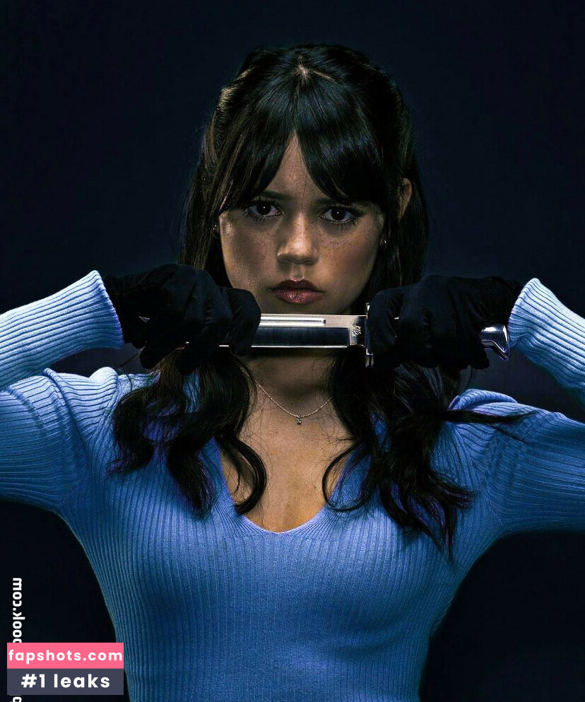 Jenna Ortega gallery photo #405