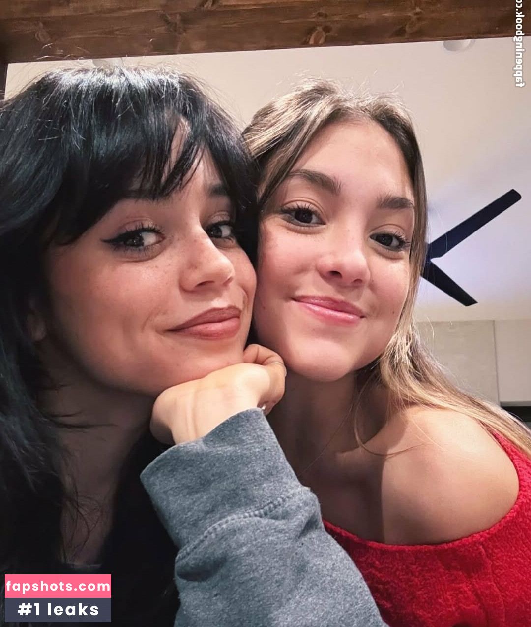 Jenna Ortega gallery photo #445