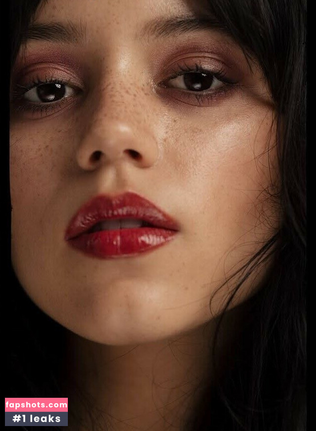 Jenna Ortega gallery photo #453