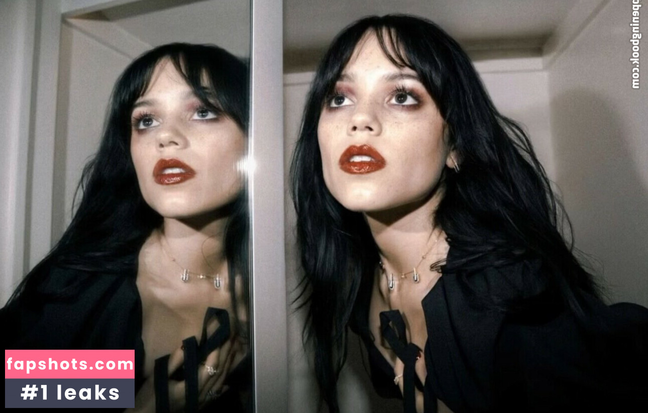 Jenna Ortega gallery photo #460