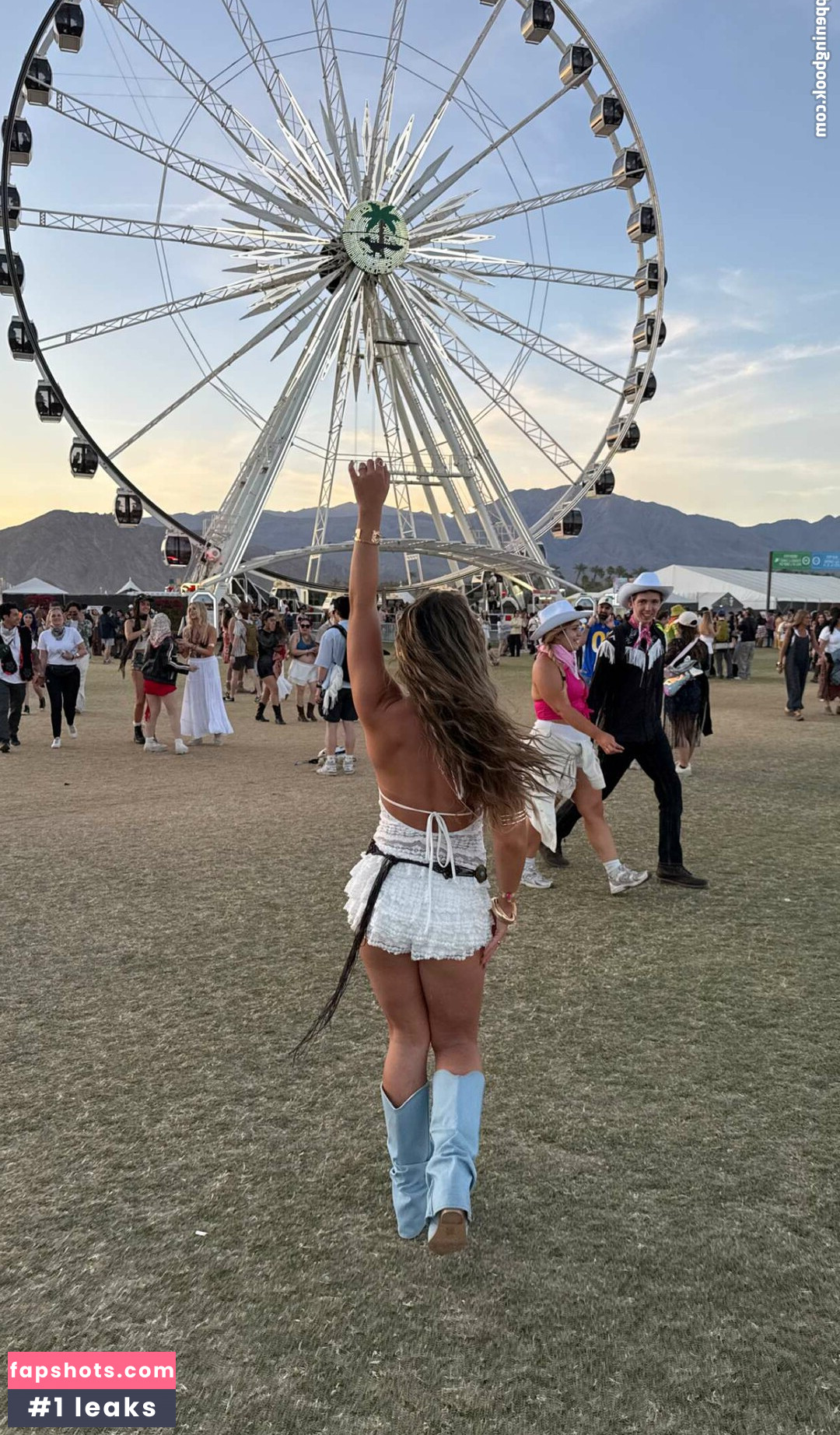 Jenna Sinatra gallery photo #3