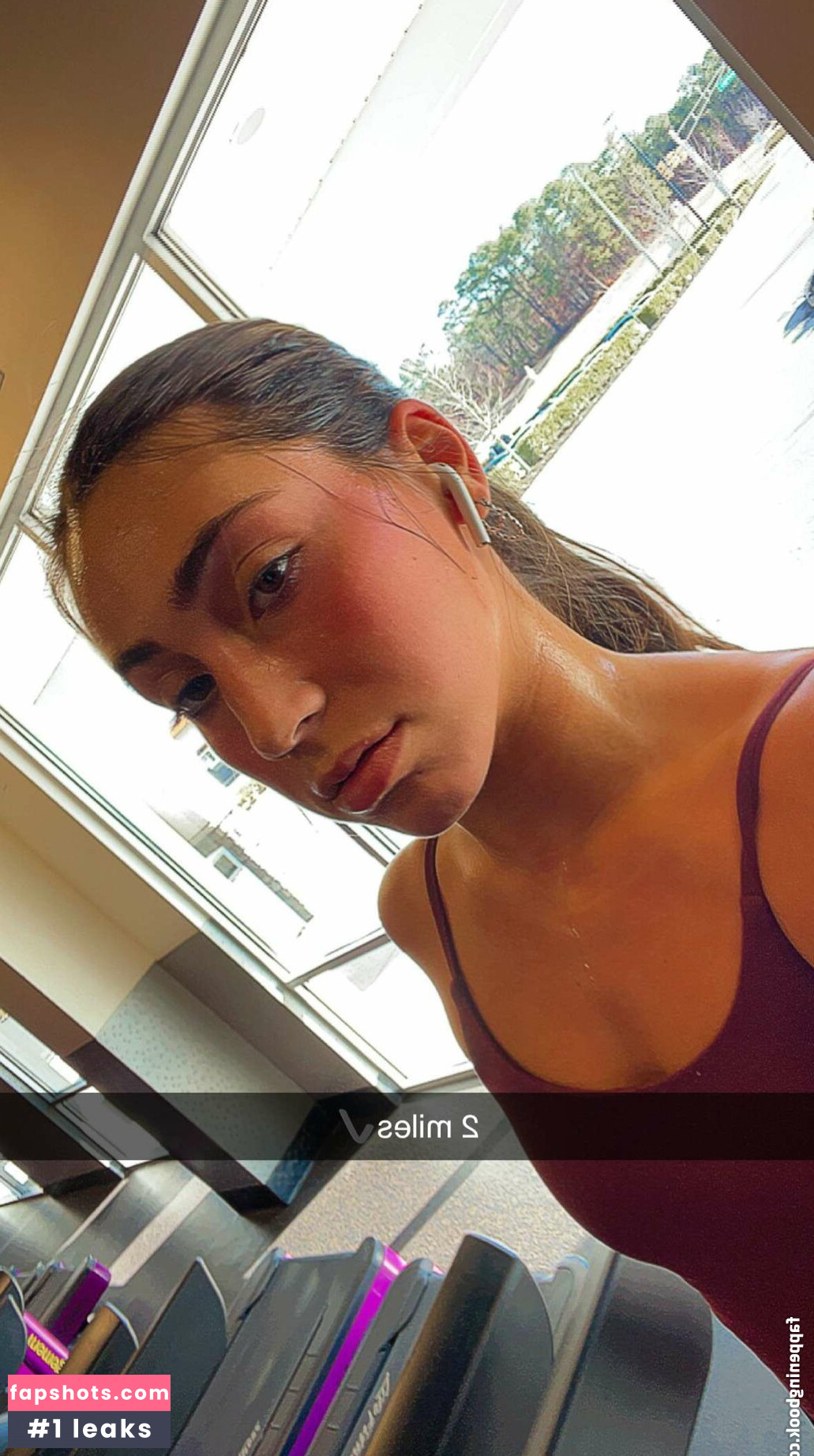 Jenna Sinatra gallery photo #38