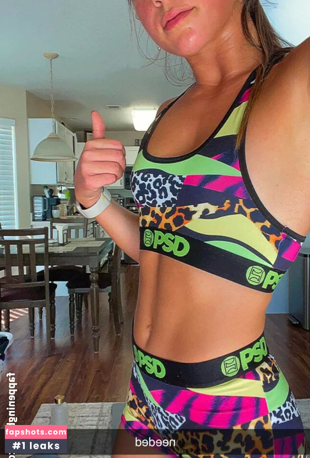 Jenna Sinatra gallery photo #49