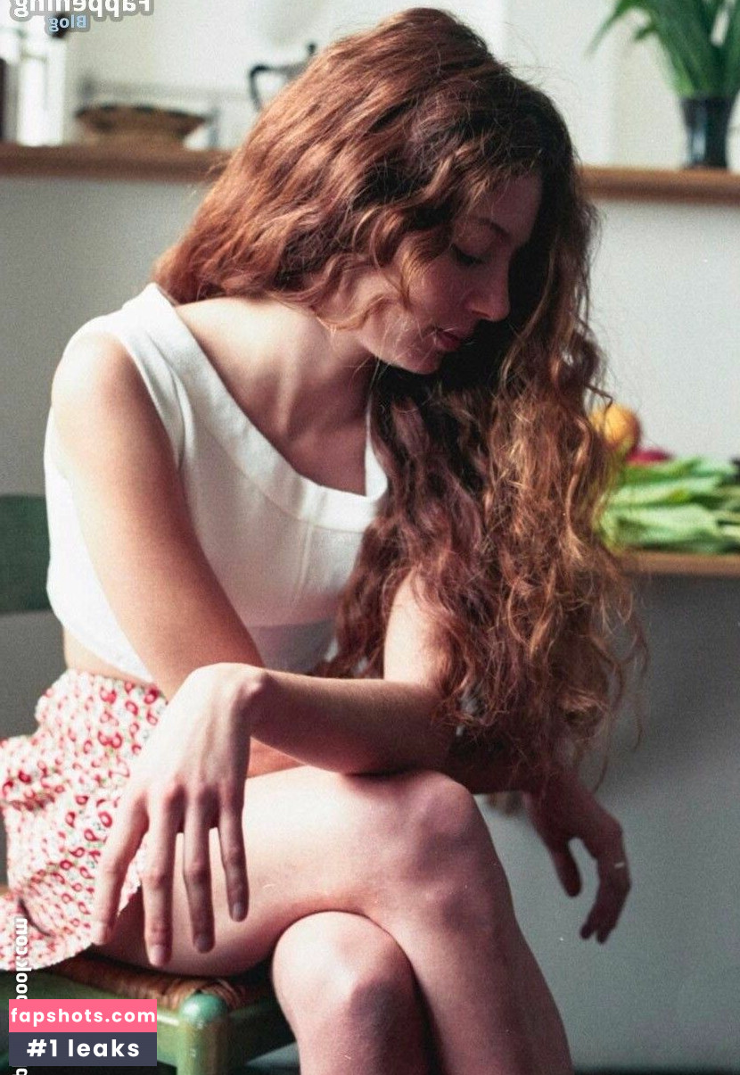 Jenna Thiam Nude Leaks OnlyFans Photos #26 - LeakJerk