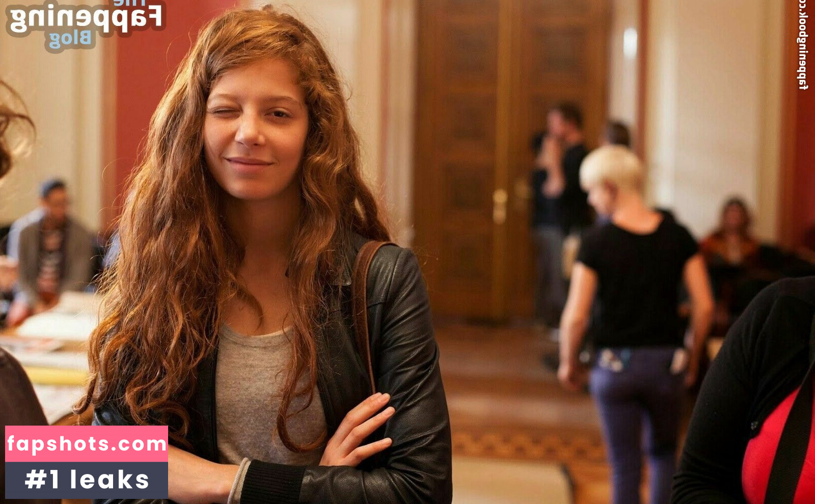 Jenna Thiam Nude Leaks OnlyFans Photos #6 - LeakJerk