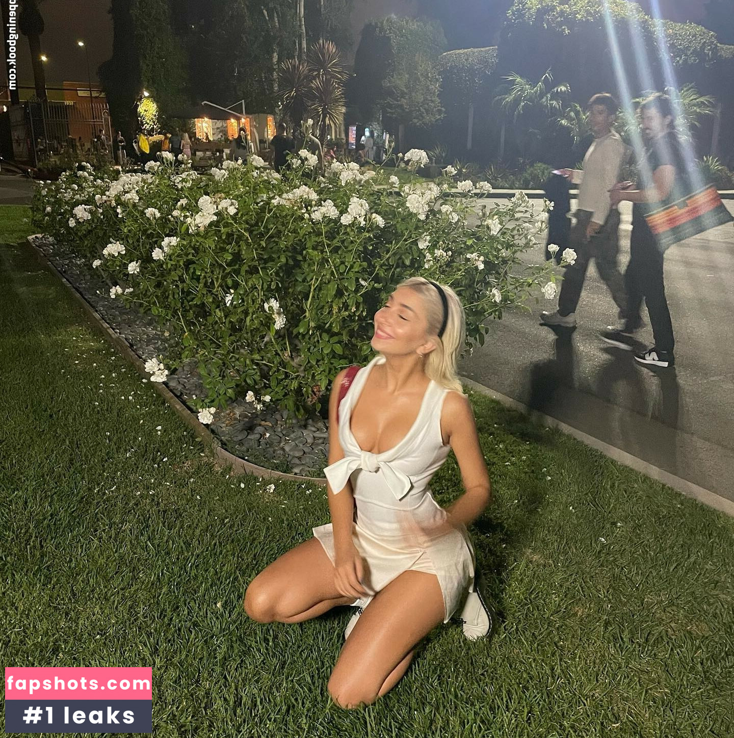 Jennessa Rose Nude Leaks OnlyFans Photos #3 - LeakJerk