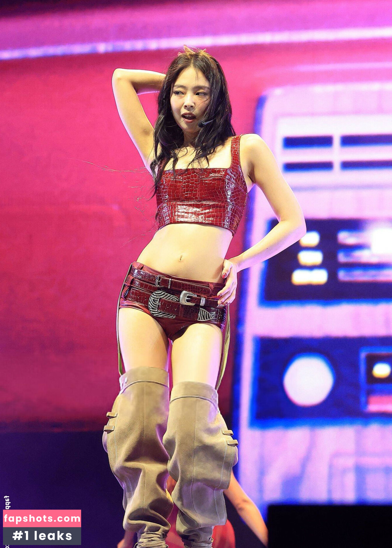 Jennie | BLΛƆKPIИK gallery photo #180