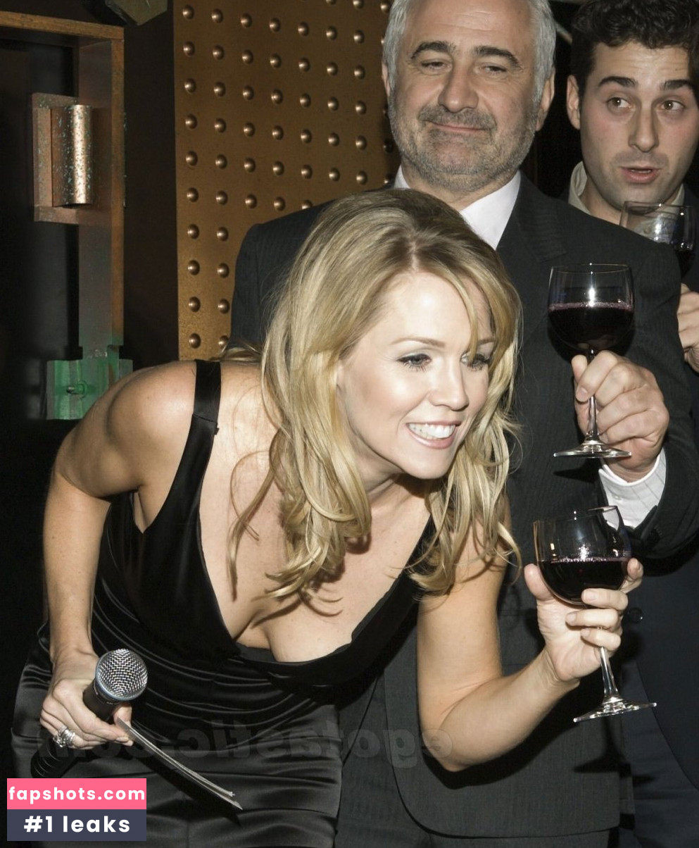 Jennie Garth gallery photo #60