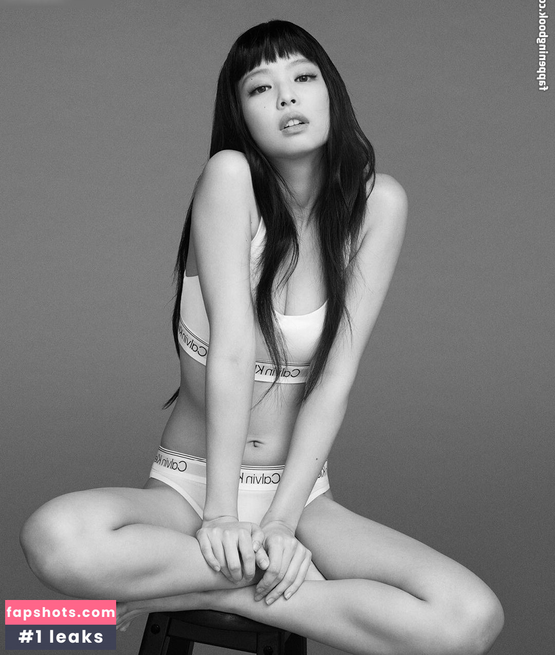 Jennie Kim gallery photo #14