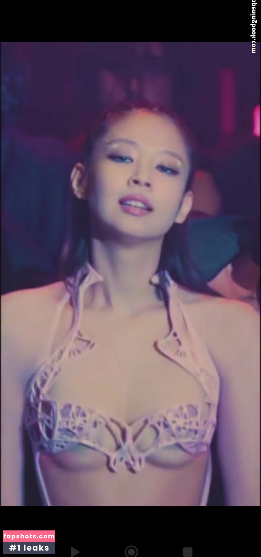 Jennie Kim gallery photo #24