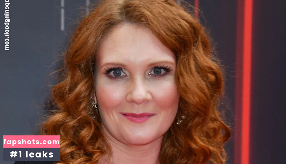 Jennie McAlpine gallery photo #13