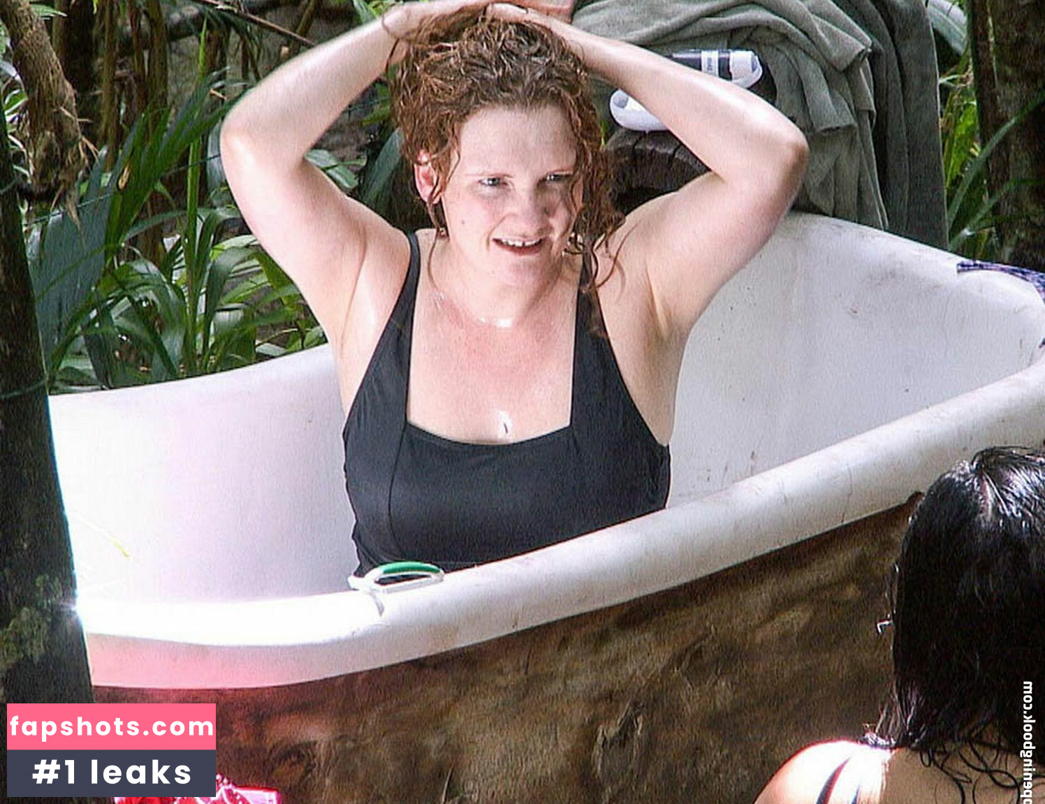 Jennie McAlpine gallery photo #9