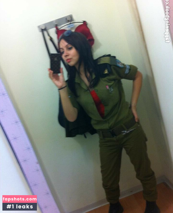 Jennie Naz gallery photo #11