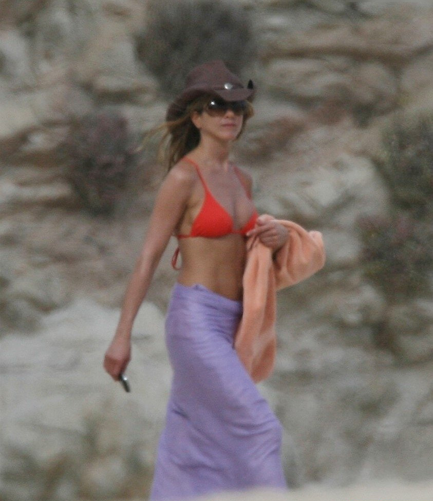 jennifer-aniston Nude Leaks OnlyFans Photos #337 - LeakJerk