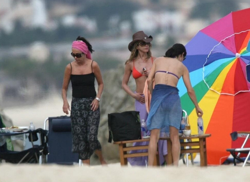 jennifer-aniston Nude Leaks OnlyFans Photos #342 - LeakJerk