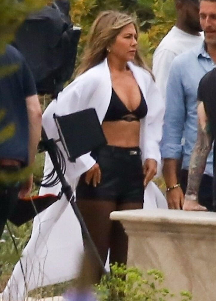 jennifer-aniston Nude Leaks OnlyFans Photos #355 - LeakJerk