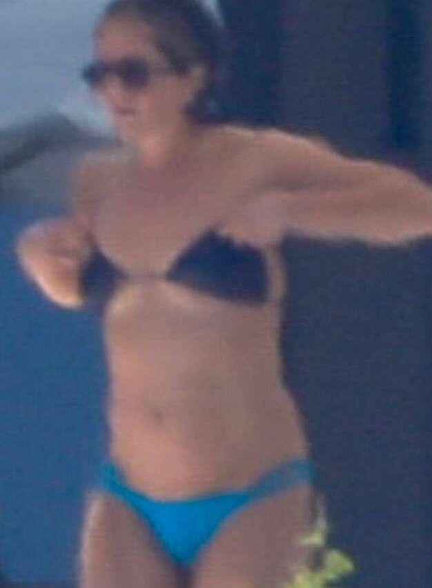 jennifer-aniston Nude Leaks OnlyFans Photos #356 - LeakJerk