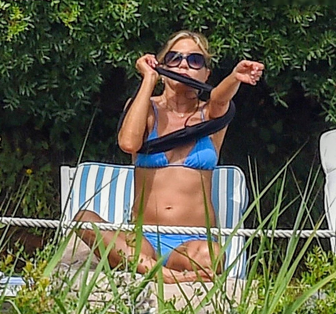 jennifer-aniston Nude Leaks OnlyFans Photos #399 - LeakJerk