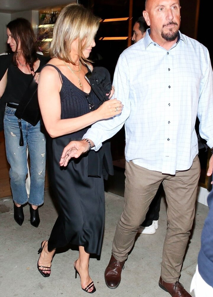 jennifer-aniston Nude Leaks OnlyFans Photos #713 - LeakJerk