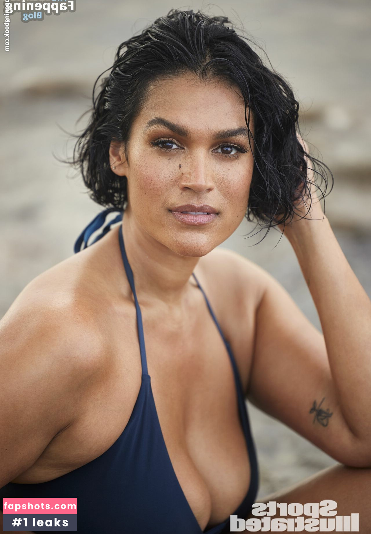 Jennifer Atilémile gallery photo #37