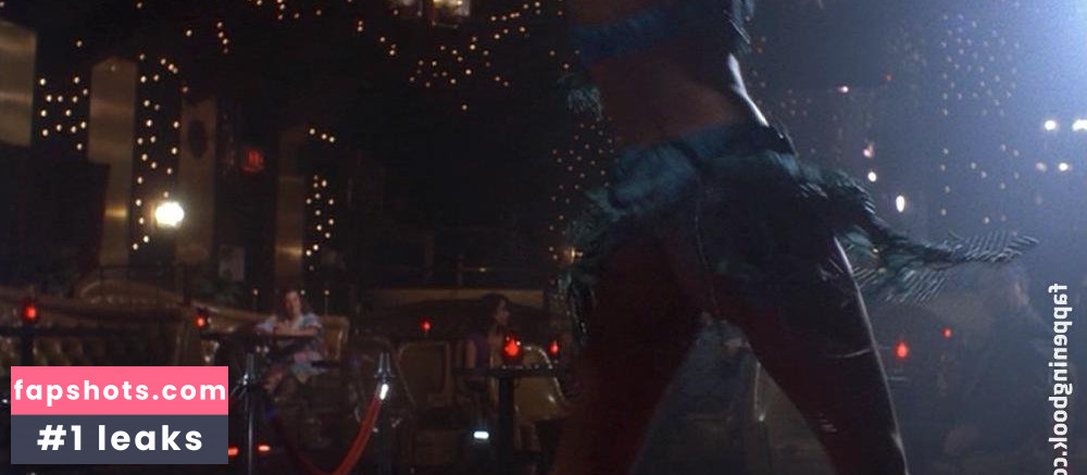 Jennifer Balgobin nude babe gallery