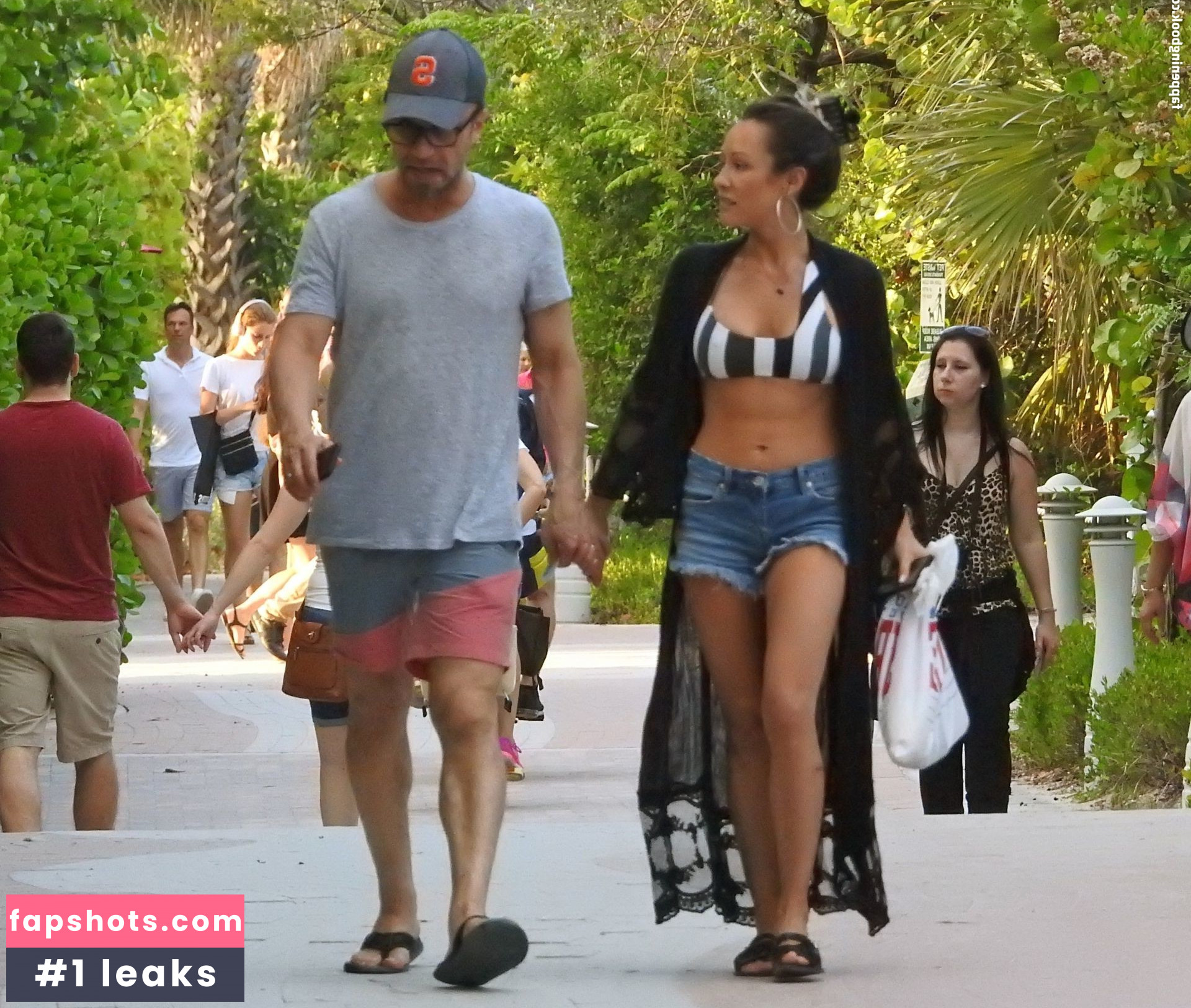 Jennifer Barnet gallery photo #2