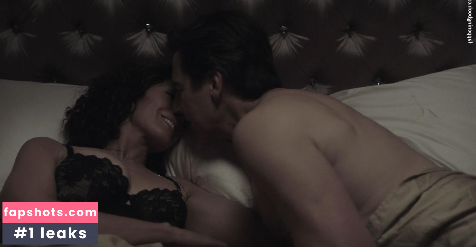 Jennifer Beals gallery photo #40