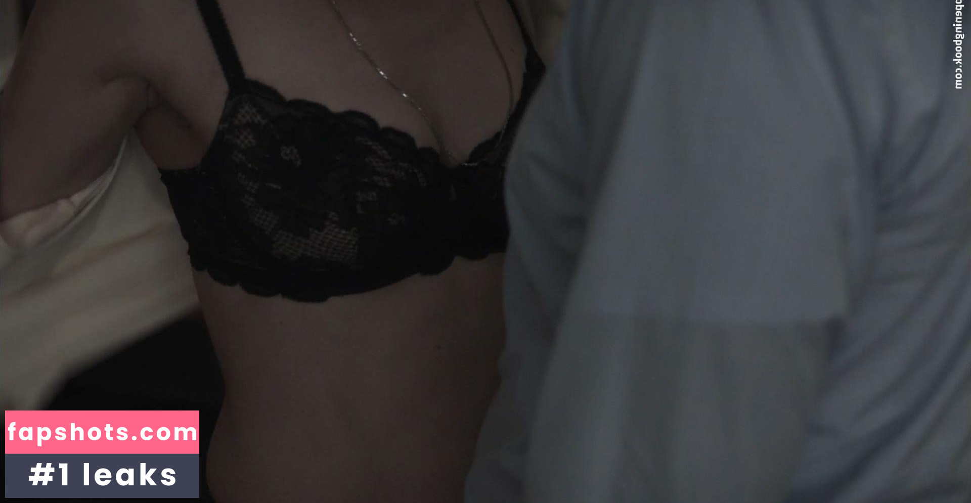 Jennifer Beals gallery photo #41