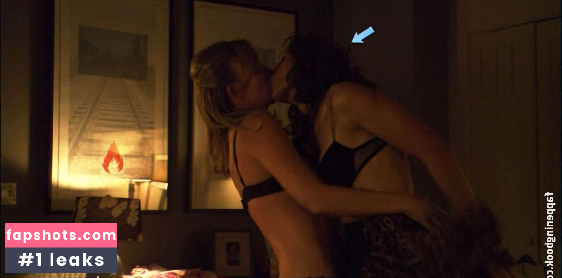 Jennifer Beals gallery photo #50