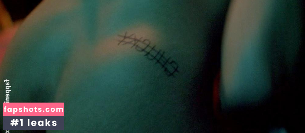 Jennifer Beals gallery photo #51