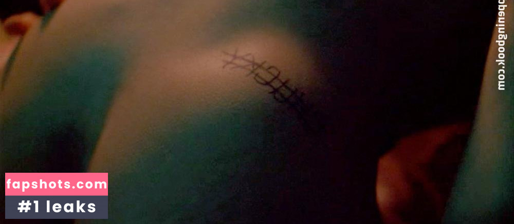 Jennifer Beals gallery photo #64