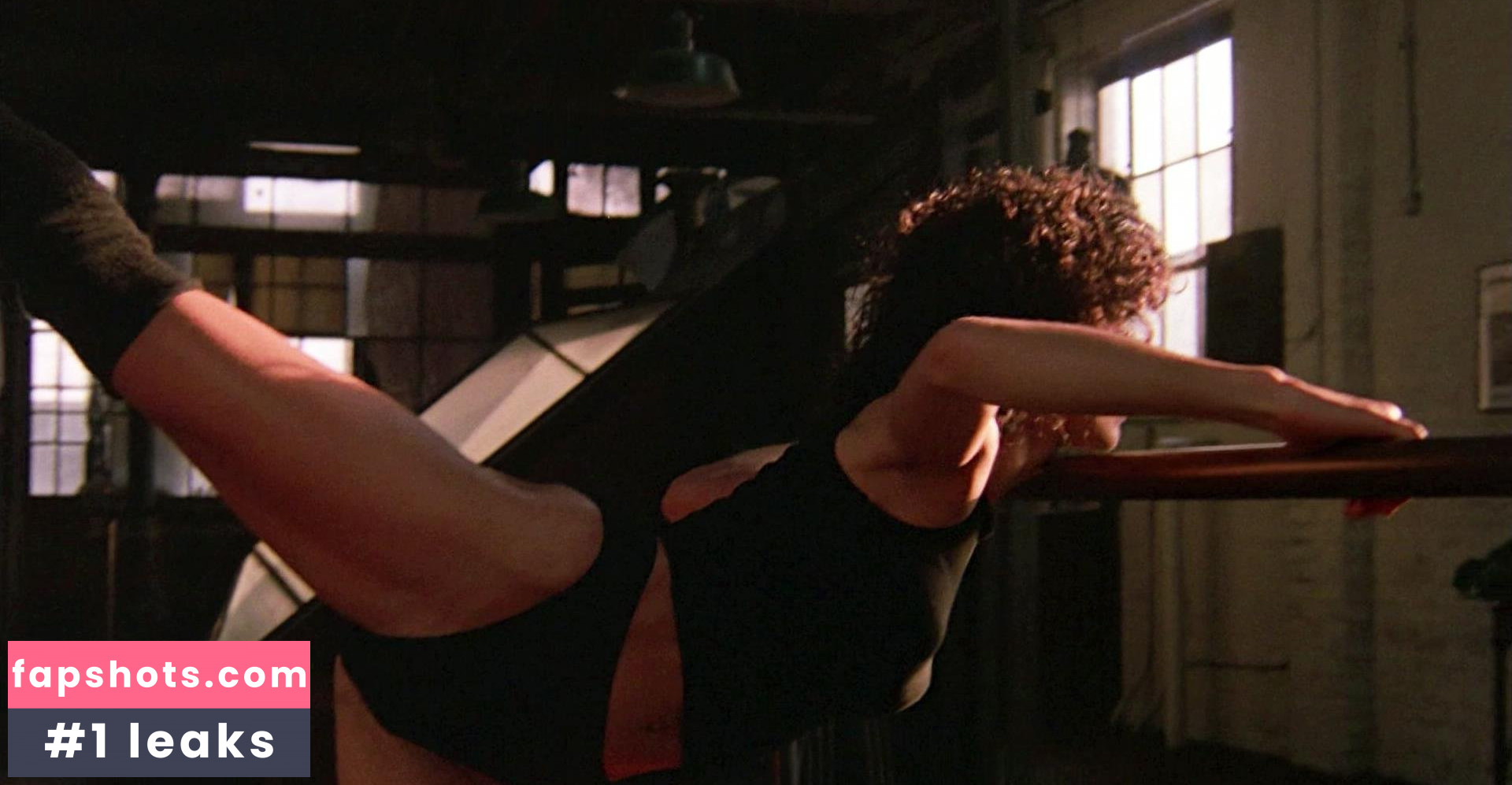 Jennifer Beals gallery photo #69