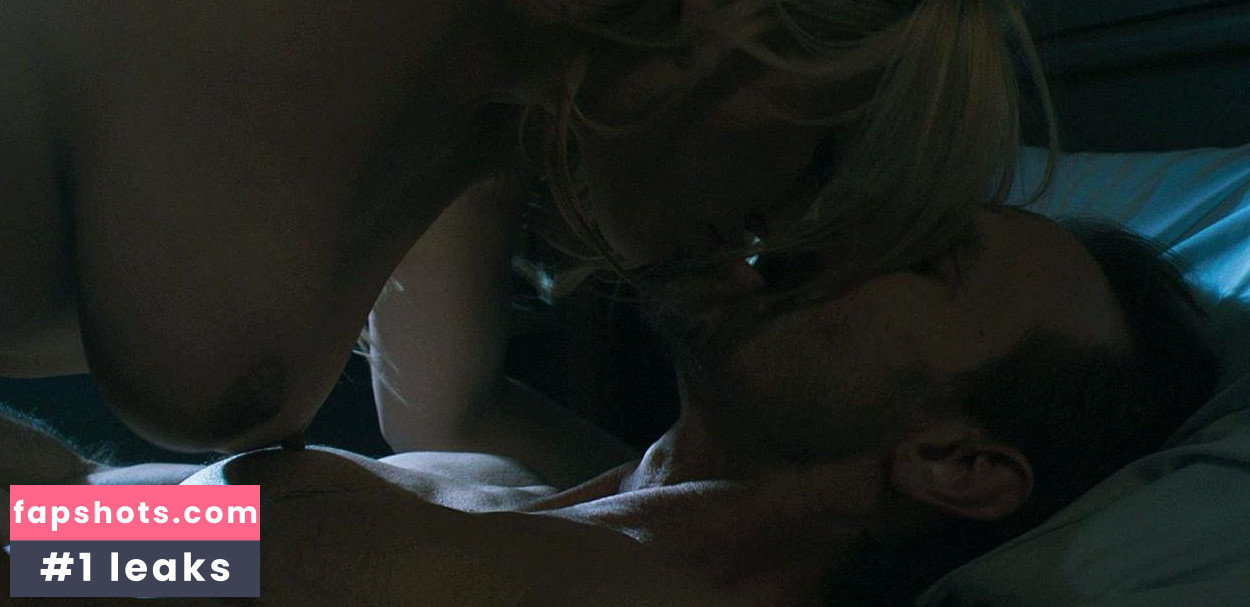 Jennifer Blanc gallery photo #16