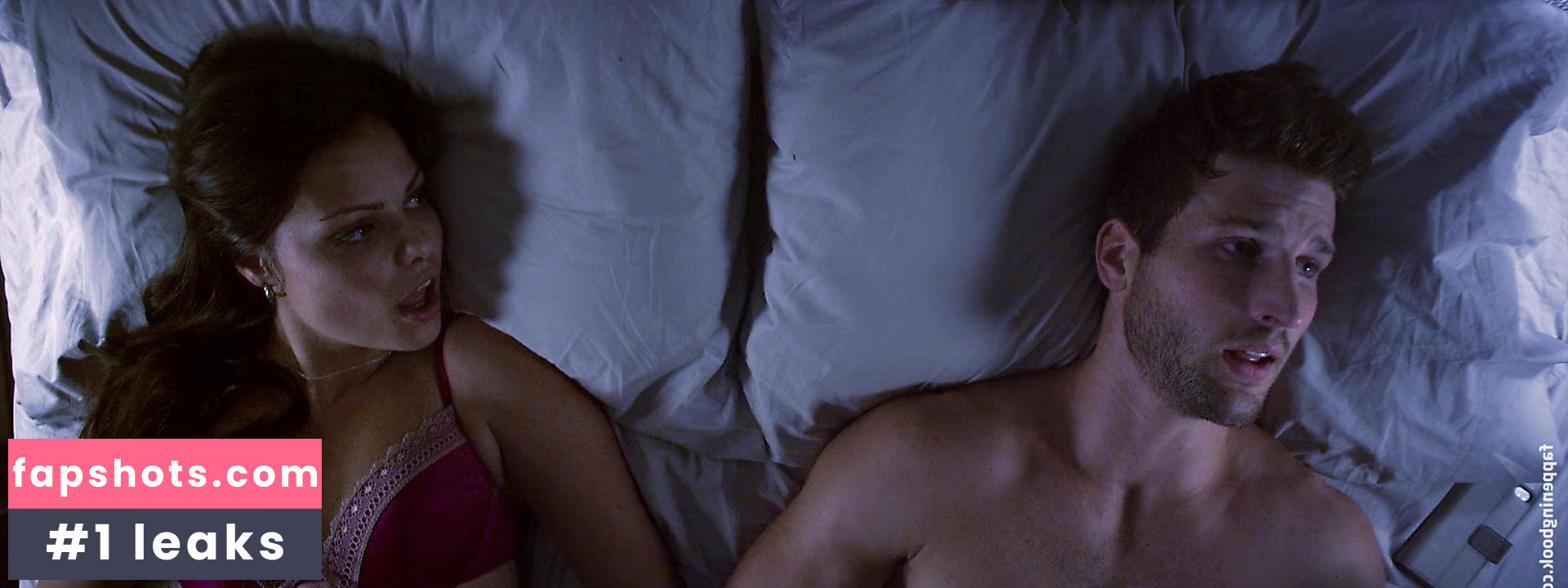 Jennifer Damiano gallery photo #2