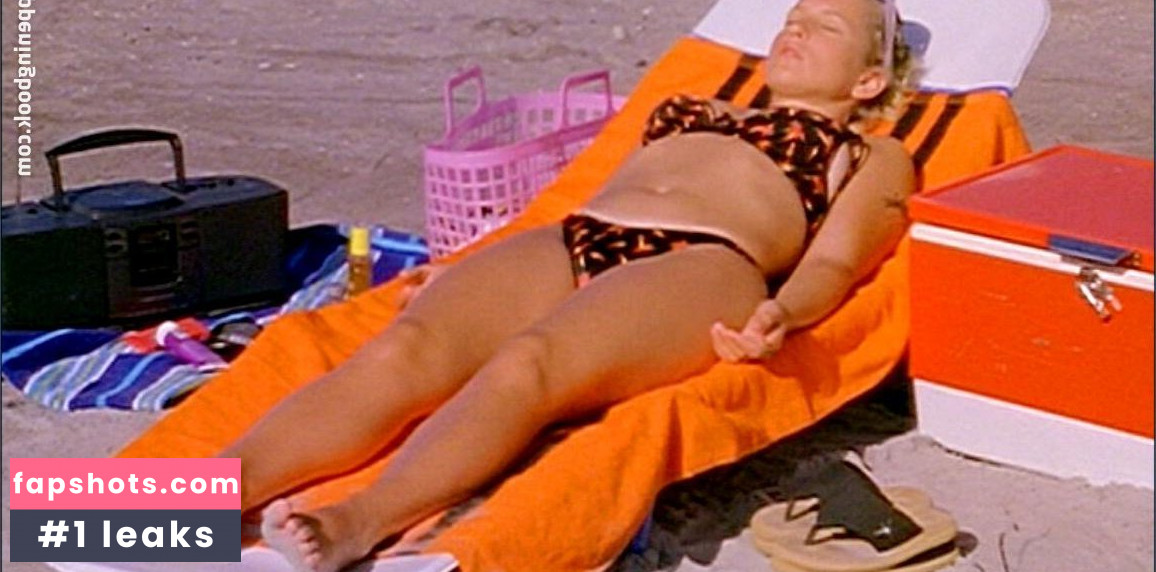 Jennifer Dundas Lowe Nude Leaks OnlyFans Photos #4 - LeakJerk