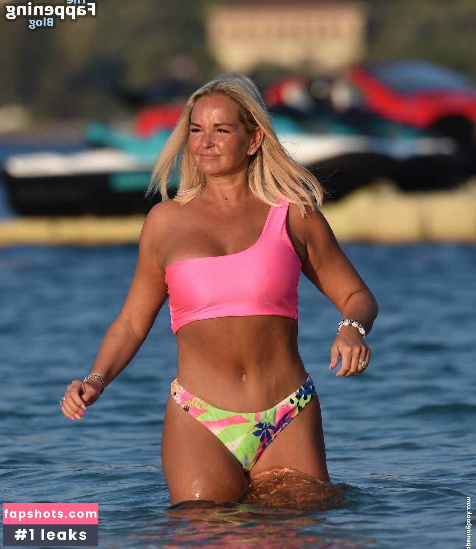 Jennifer Ellison gallery photo #69