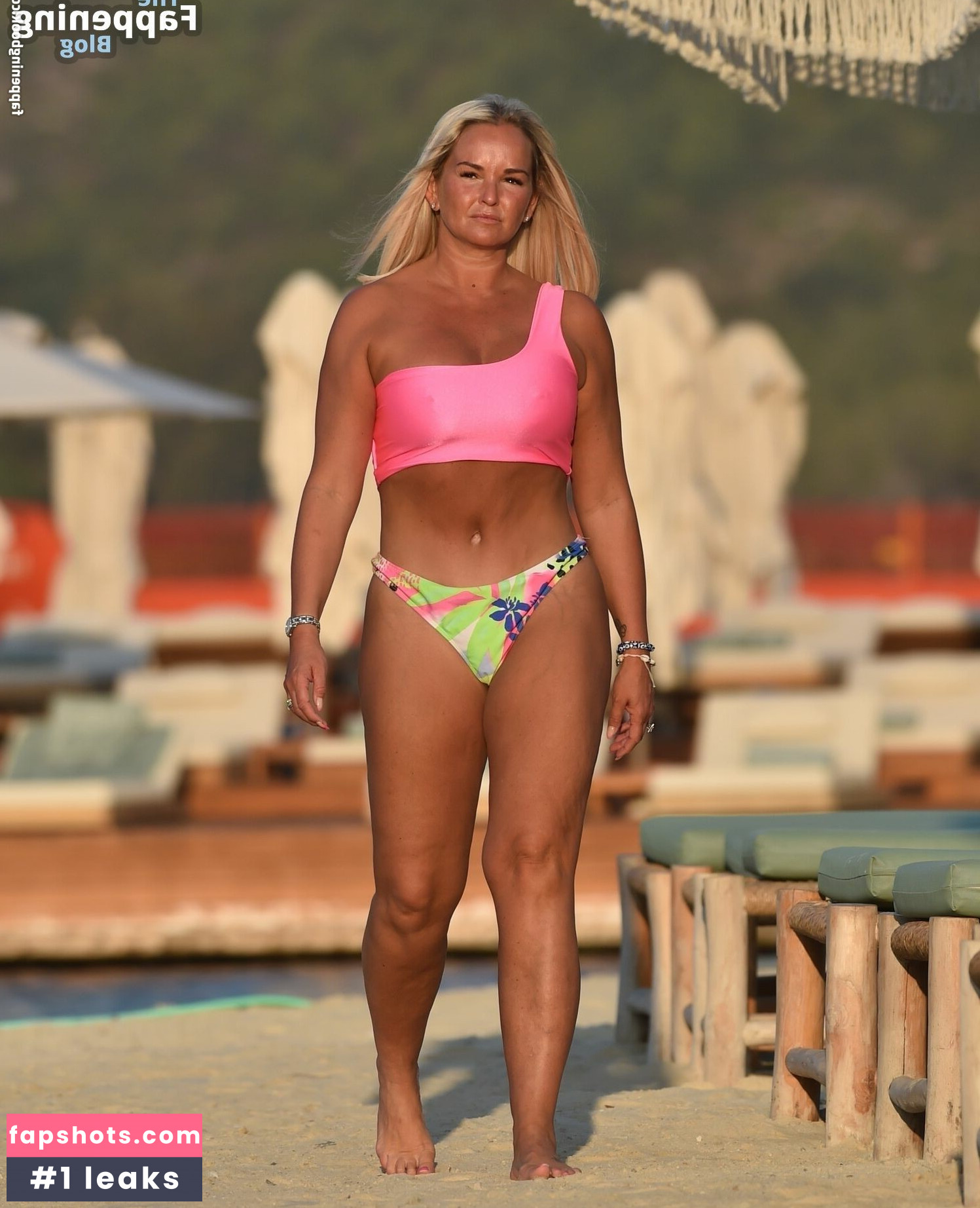 Jennifer Ellison gallery photo #79