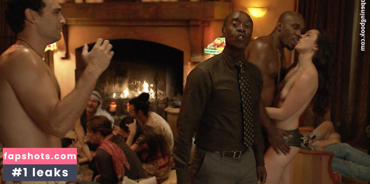 Jennifer Field nude babe gallery