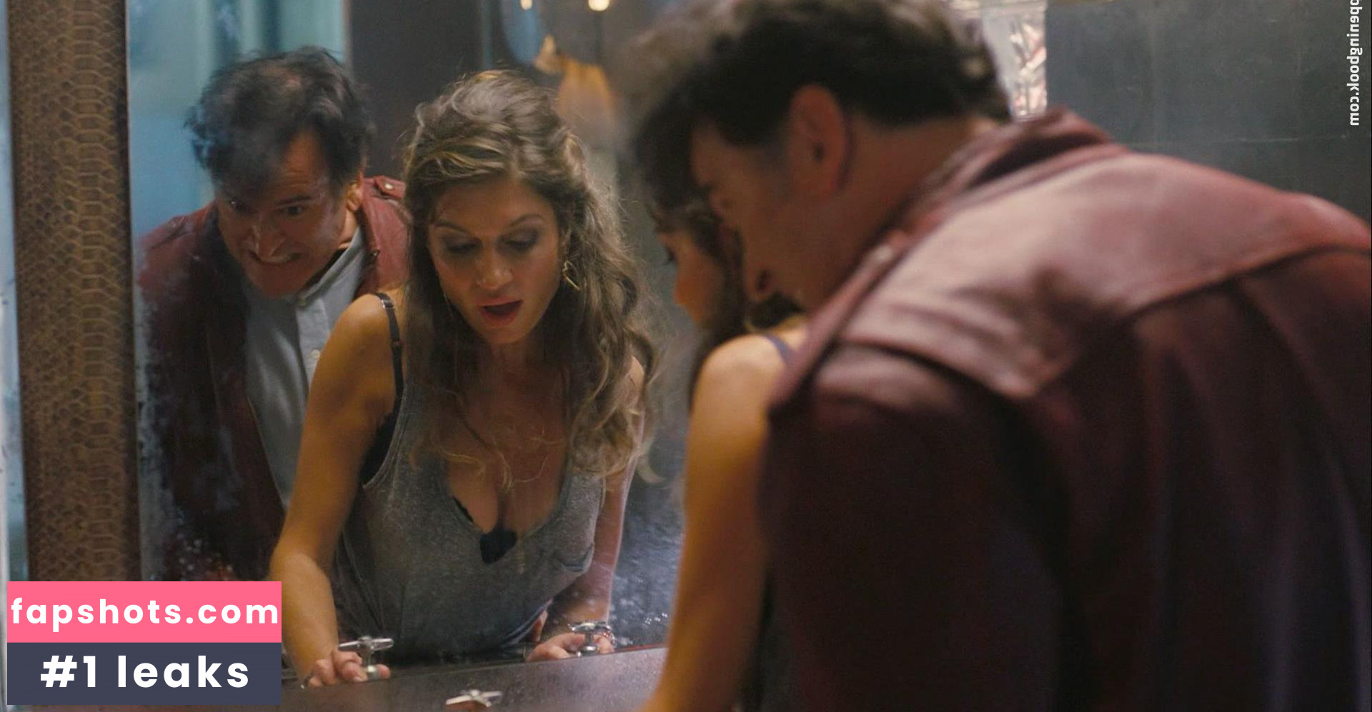 Jennifer Freed nude babe gallery