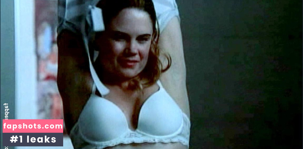 Jennifer Hall gallery photo #2