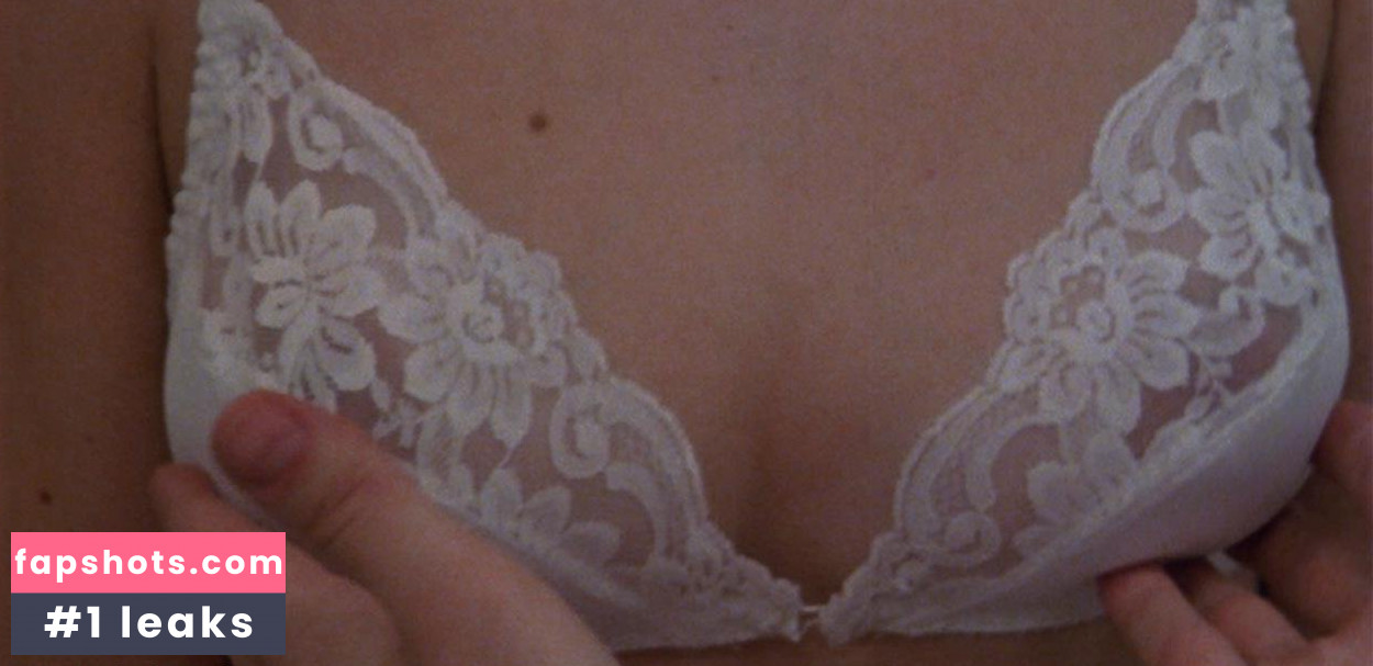 Jennifer Inch gallery photo #9