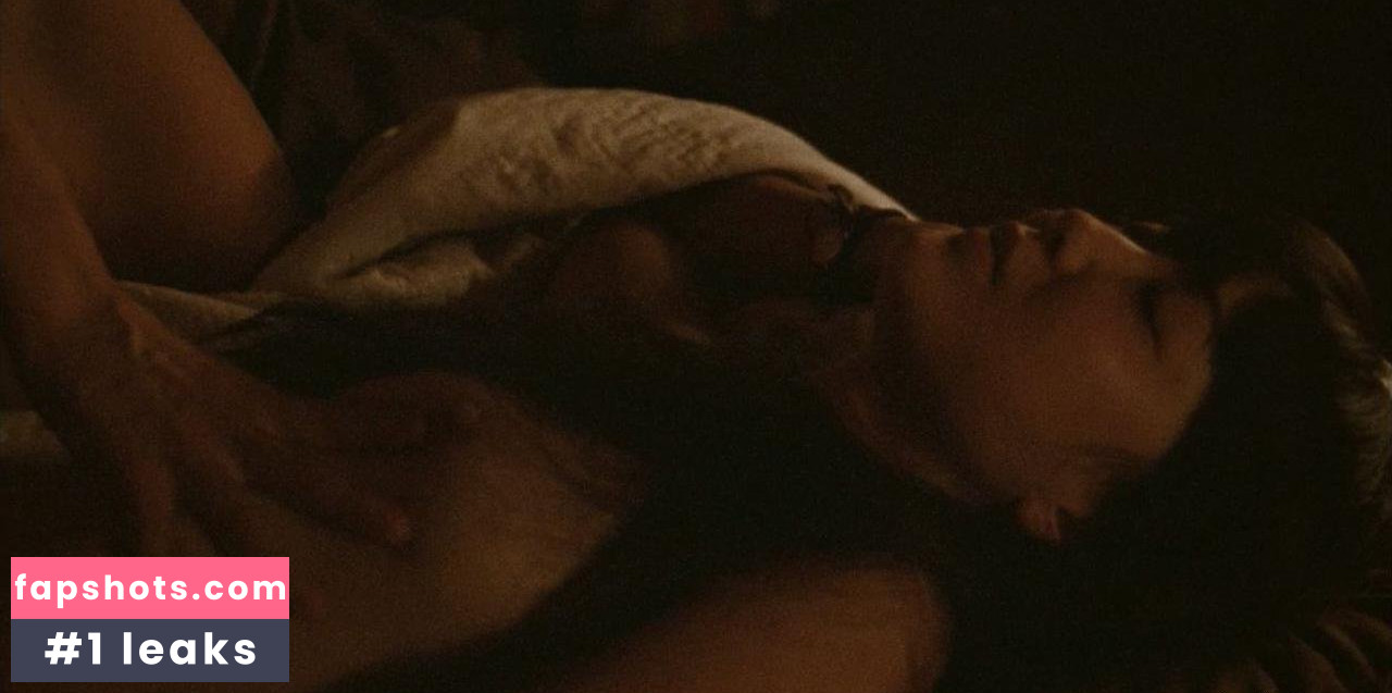 Jennifer Kim gallery photo #12