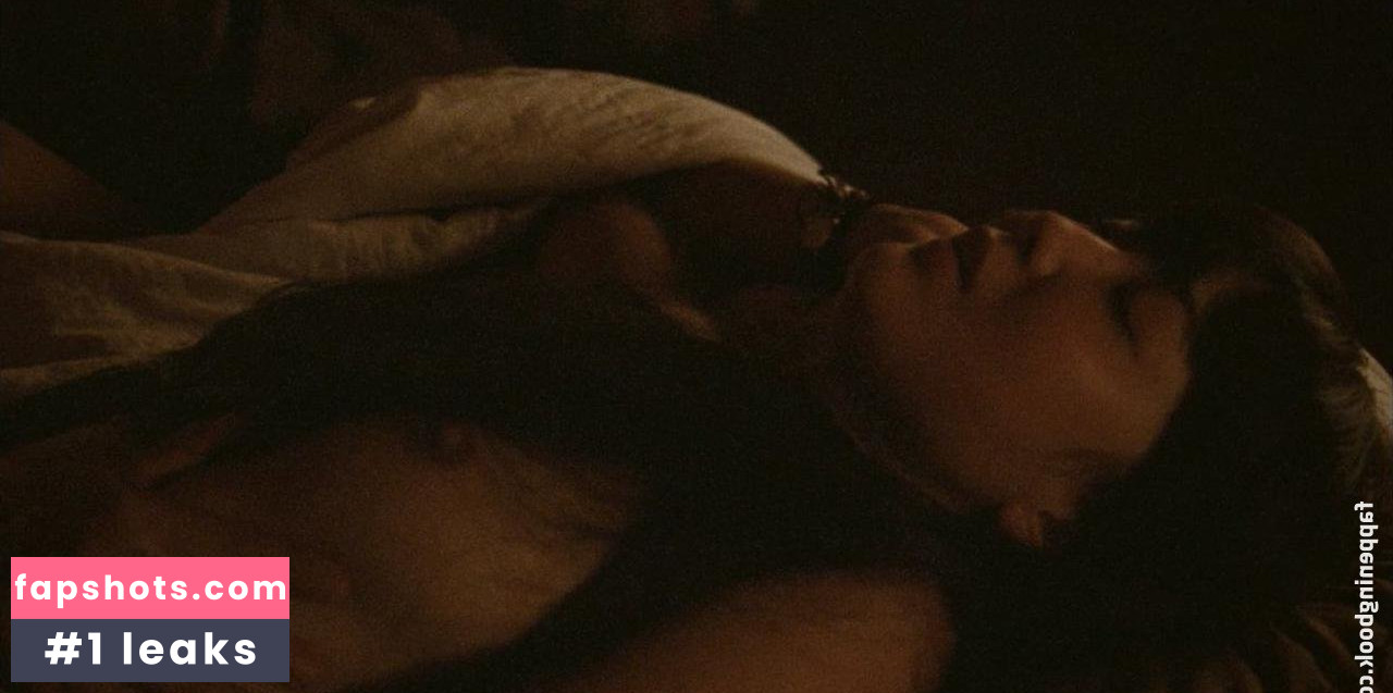 Jennifer Kim gallery photo #14