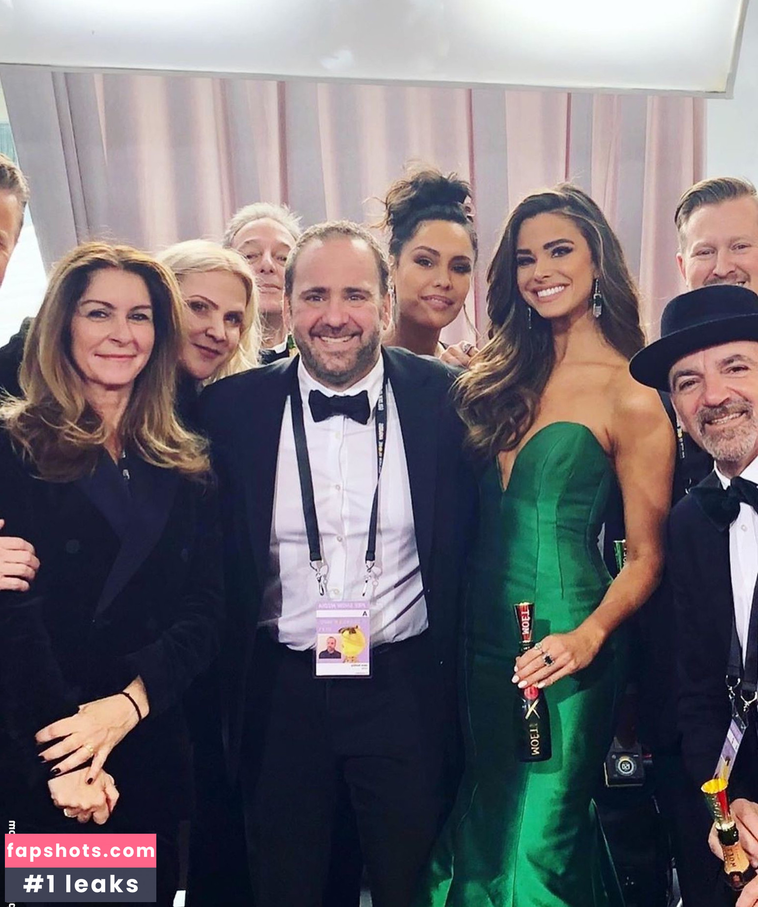 Jennifer Lahmers gallery photo #138