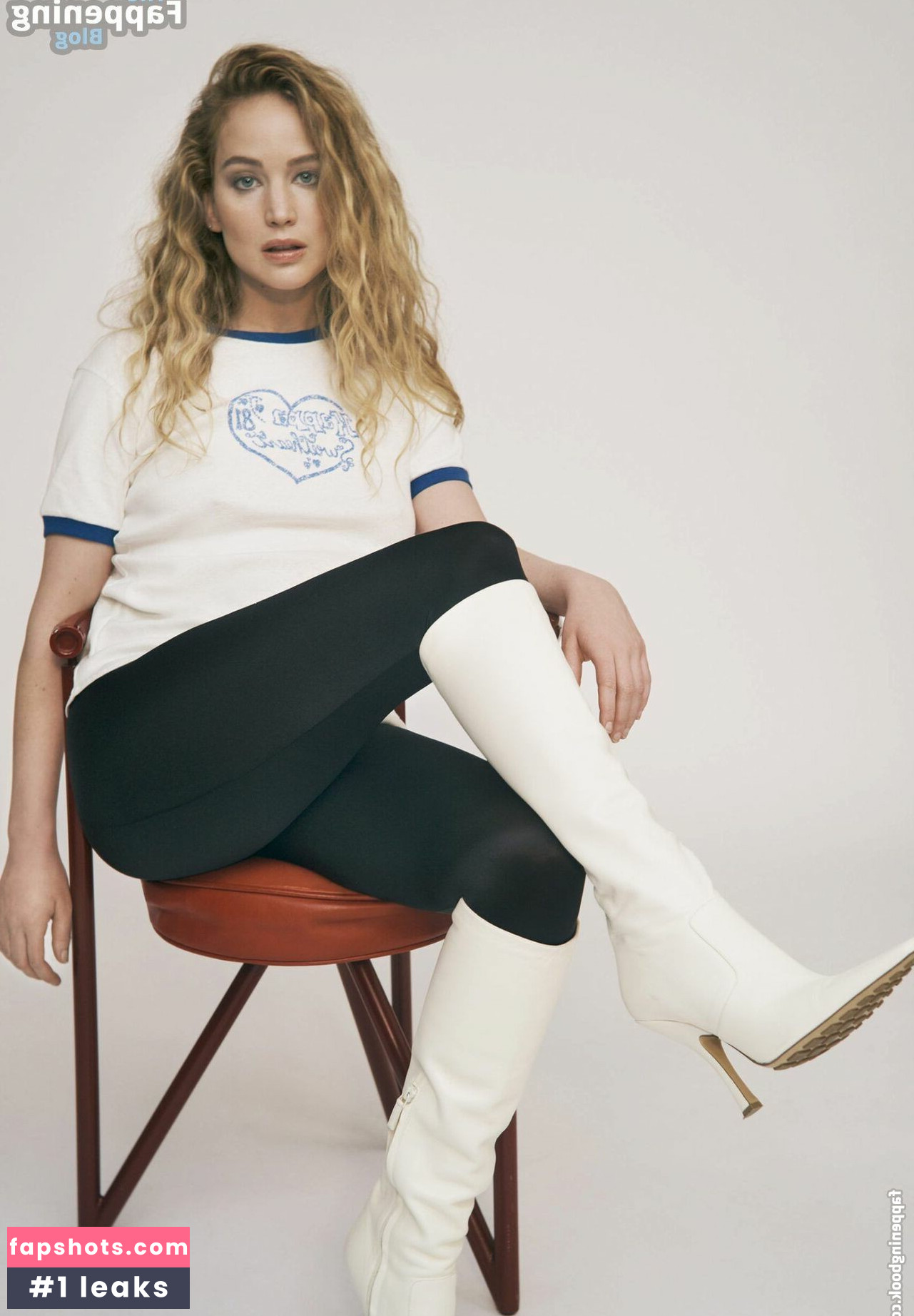 Jennifer Lawrence gallery photo #348