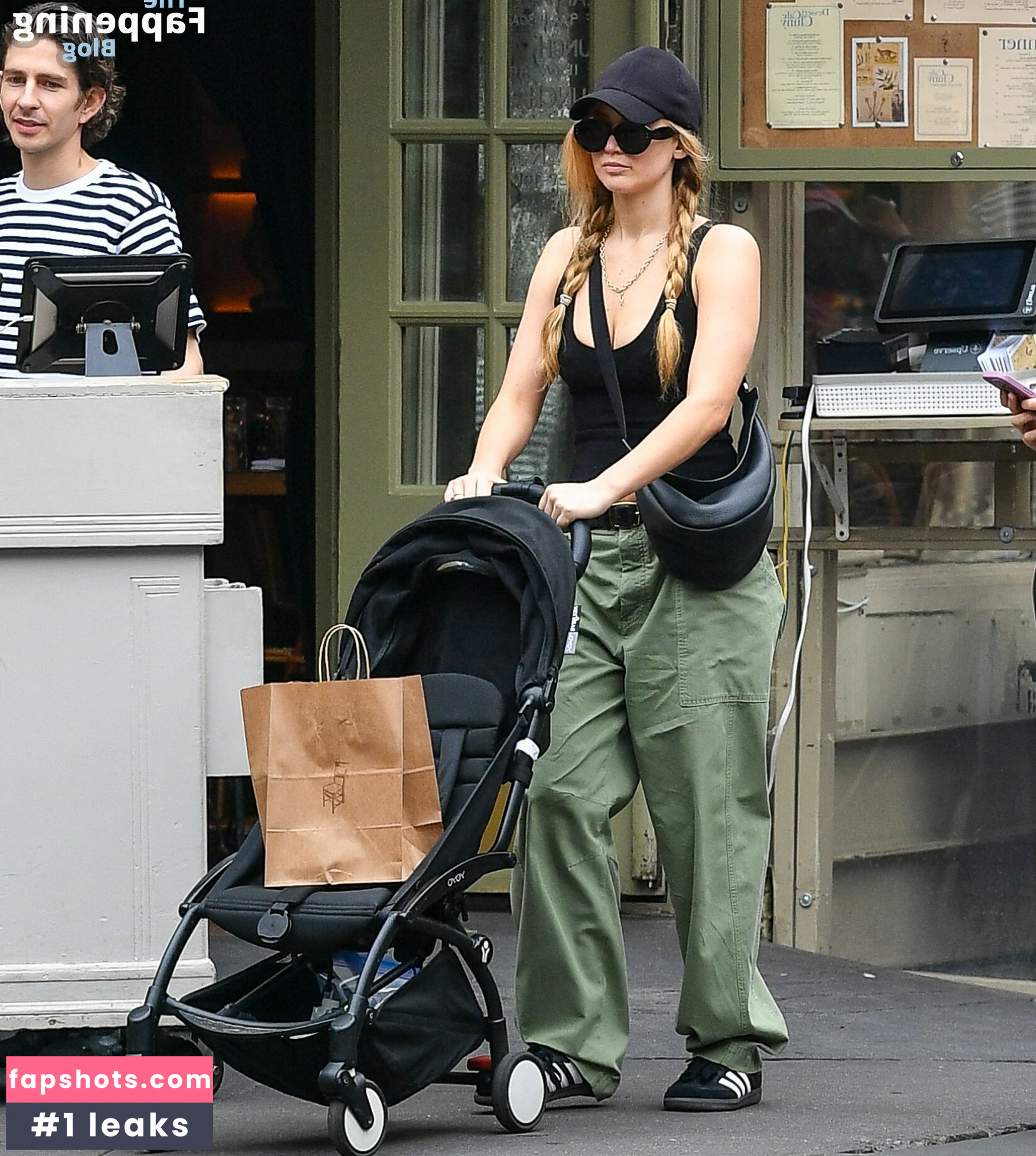 Jennifer Lawrence gallery photo #395