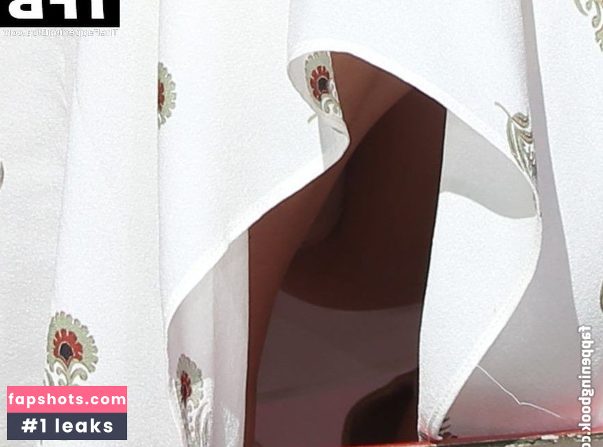 Jennifer Lawrence gallery photo #485