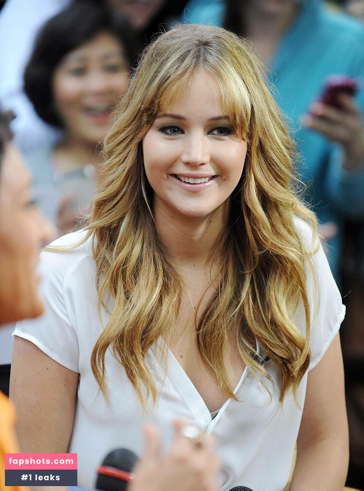 Jennifer Lawrence gallery photo #1050