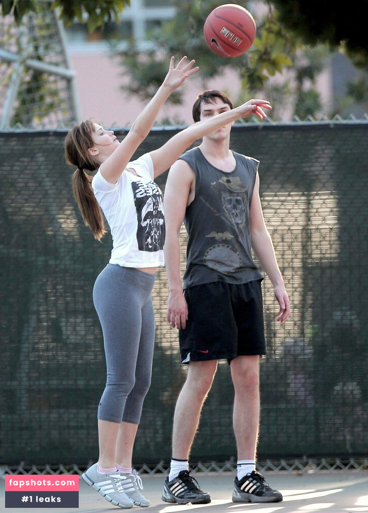 Jennifer Lawrence gallery photo #1088